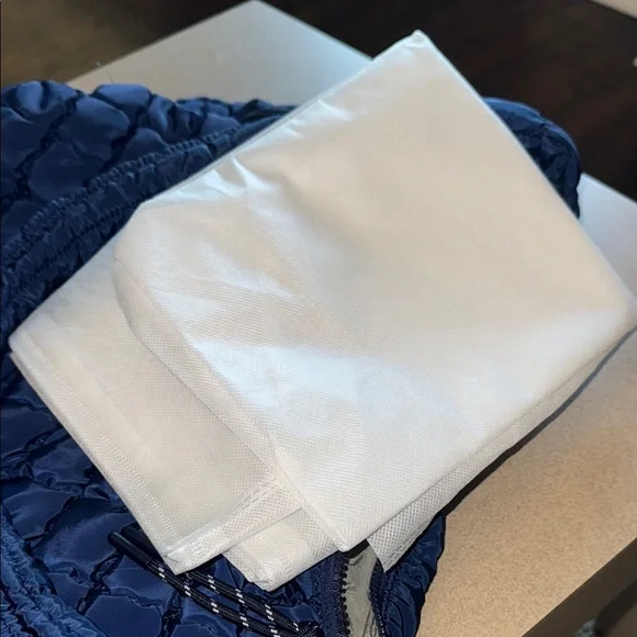 Quilted Navy Blue Shoulder Bag by Urbanfit - Picture 6 of 8